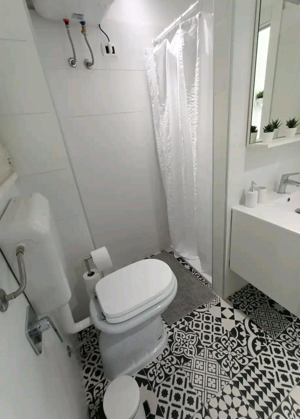 Monolocale Farina Apartment Cagliari Exterior foto